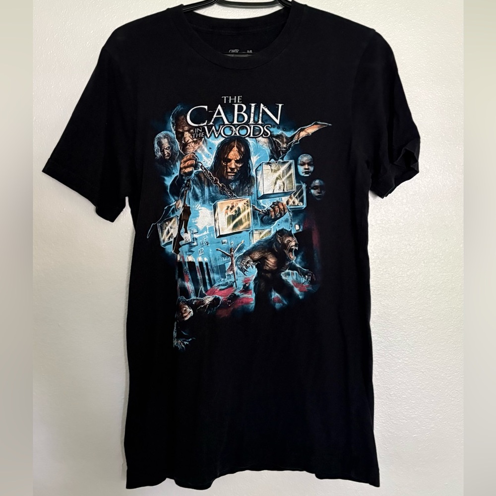 Cavity Colors - Cabin in the Woods t-shirt size medium
